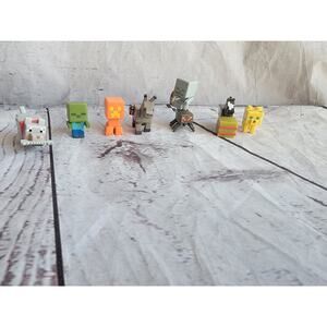Lot Of 7 Minecraft Mini plastic Figure cake toppers creeper dog horse